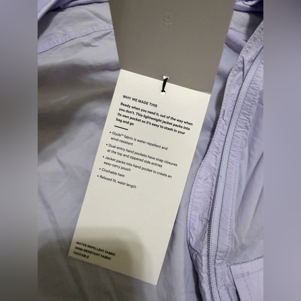 💜NWT LULULEMON hood lite jacket size M lavender 💜 windbreaker light rain coat - Picture 8 of 10